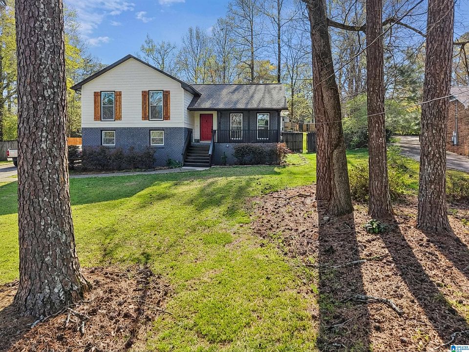 1st image of 304 Ashland Ln