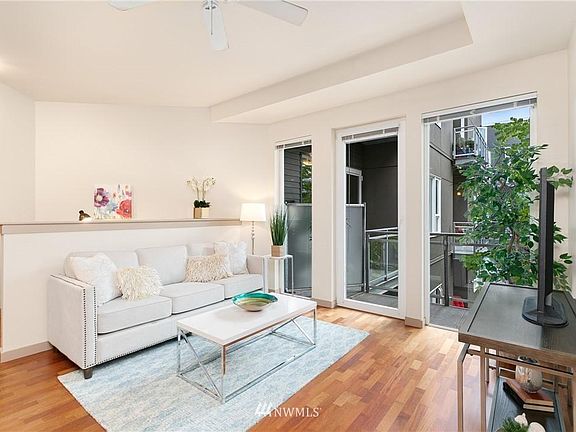 3rd image of 375 Kirkland Ave APT 226