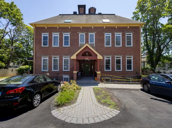 58 Woodley Ct APT 10, Meriden, CT 06450