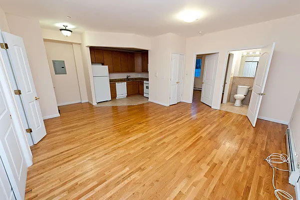 Rented by Compass | media 2