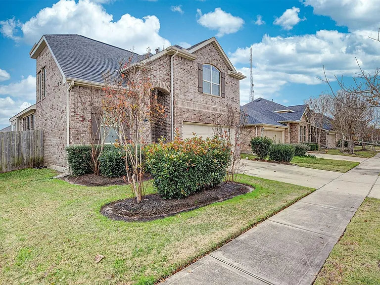 24943 Blue Mountain Park Ln — Photo 3