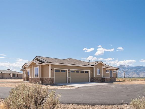 3rd image of 1700 Grandpeak Ct
