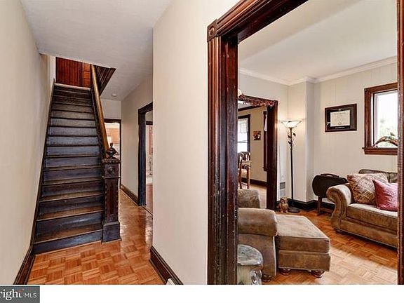 4th image of 112 Brandywine Ave