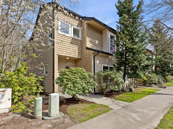 8115 NE Wilkins St, Beaverton, OR 97006