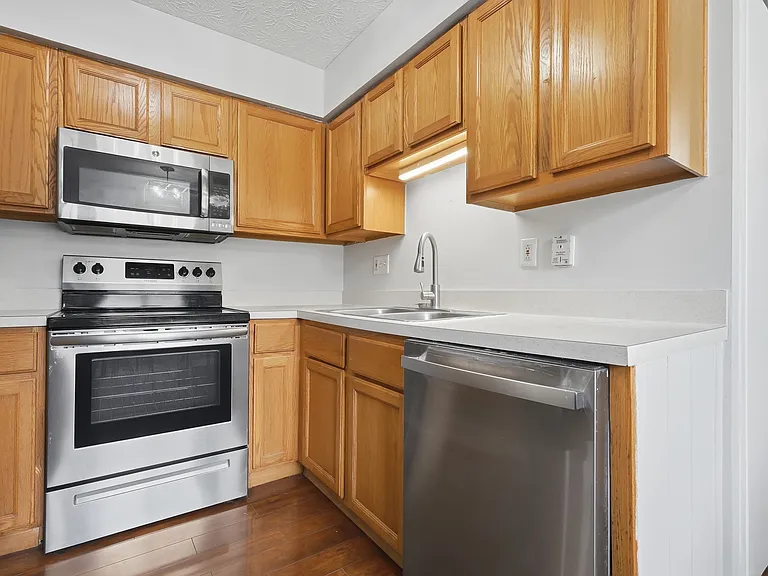 1326 Aarons Way #27 — Photo 34