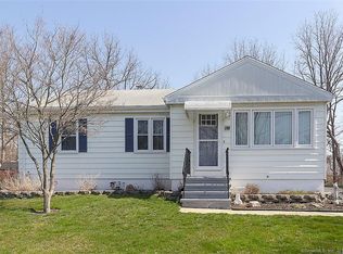 255 Kenneth St, East Haven, CT 06512