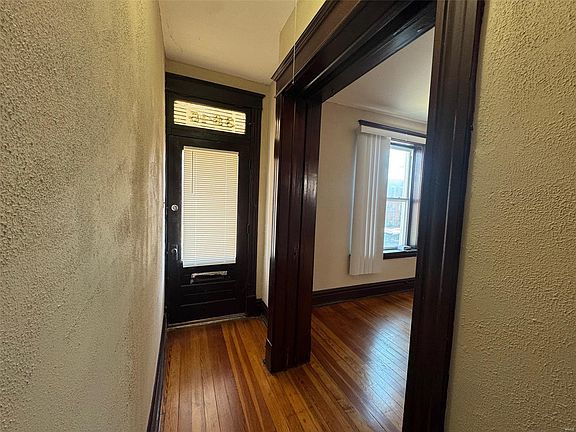2nd image of 3845 Michigan Ave