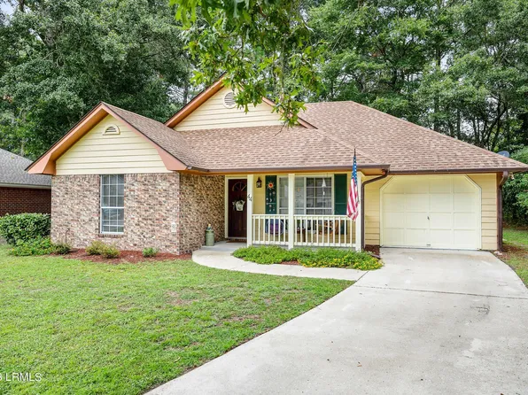 44 Cedar Crest Circle, Beaufort, SC 29907