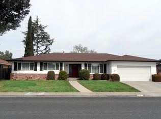 990 Gest Dr, Mountain View, CA 94040