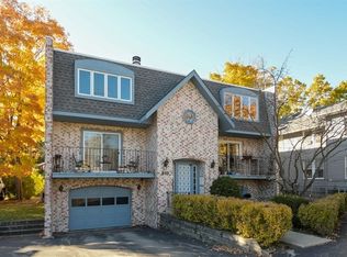 410 N Central Ave APT 2A, Highwood, IL