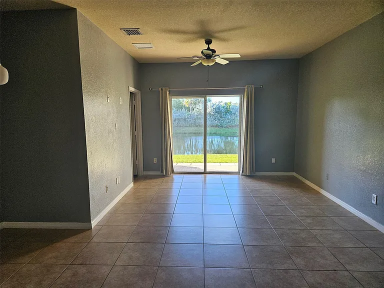 9082 Plymouth Pl #9082 — Photo 4