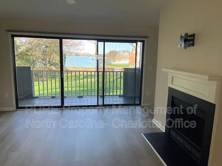 7510 Woods Ln #30 — Photo 10