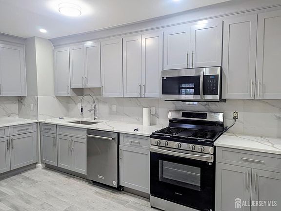 2nd image of 259 Retta Ct