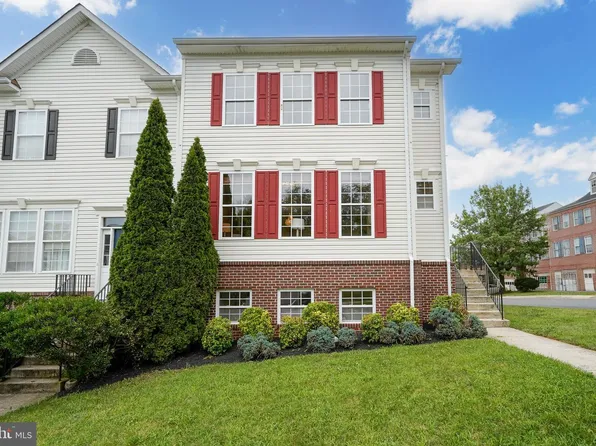 601 Burberry Ter SE, Leesburg, VA 20175