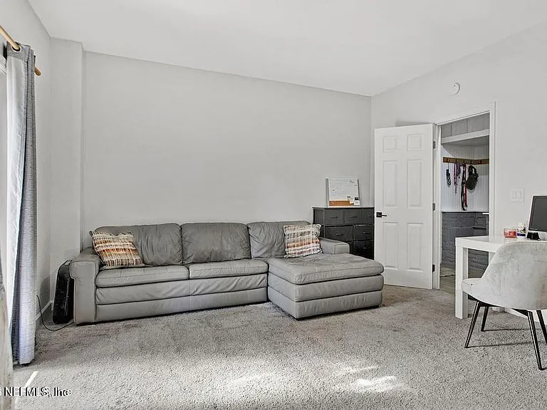 1542 Cellar Cir — Photo 13