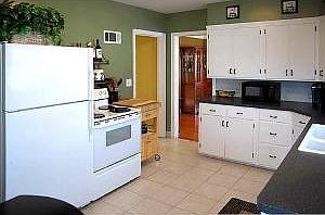 5th image of 414 12th Ave N