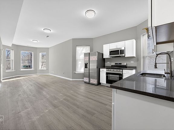 3rd image of 5344 S Aberdeen St #1