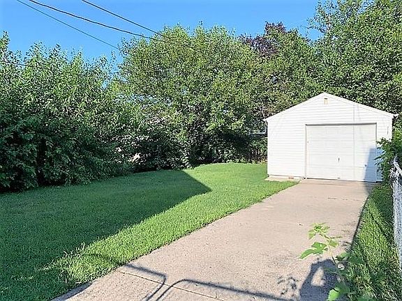 2nd image of 1848 Pershing Blvd