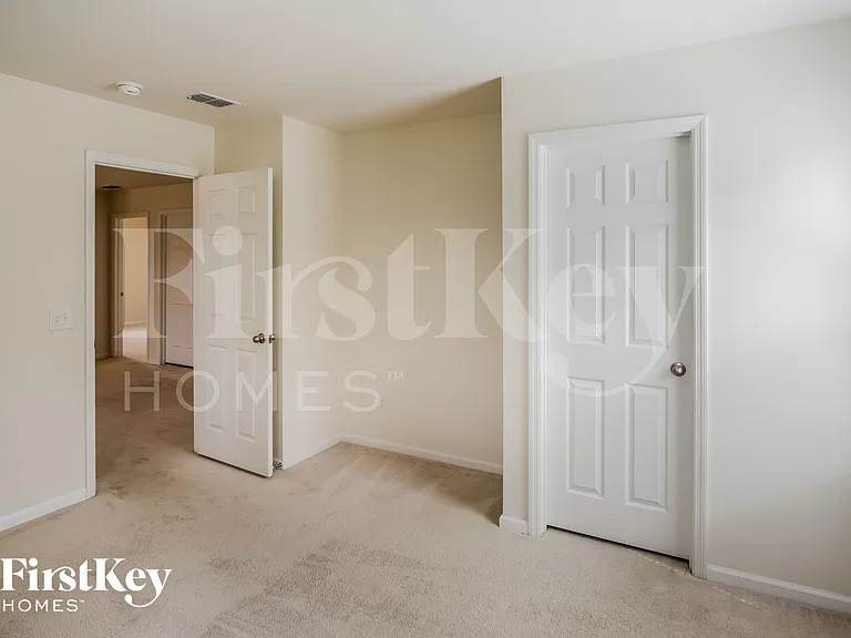 318 Beachgrass Ln — Photo 10