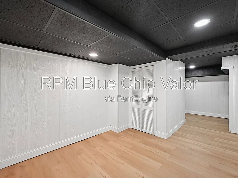 3395 Ault View Ave — Photo 28