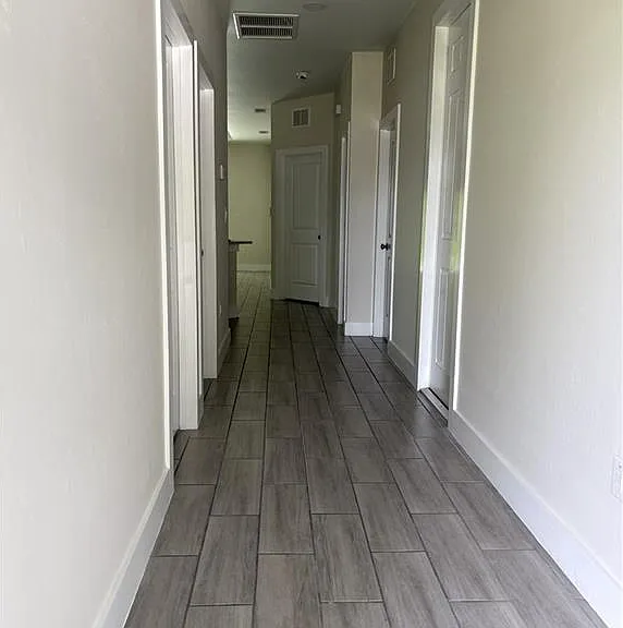19232 Miami Blvd #236 — Photo 2