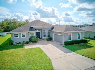 1614 Prairie Blossom Dr, Lakeland, FL 33810