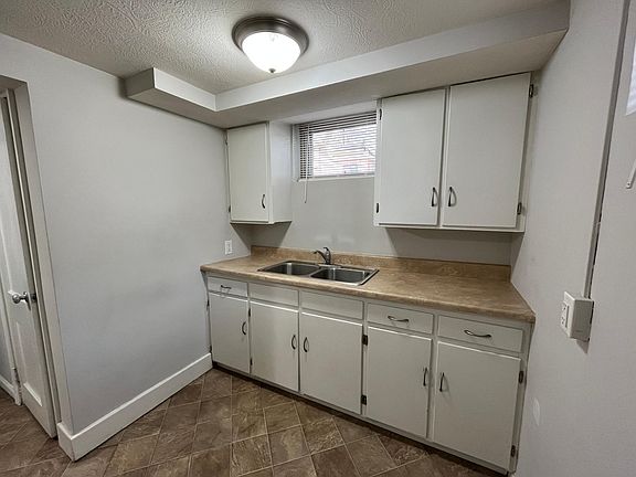 5th image of 305.5 S 3rd St #305-1/2