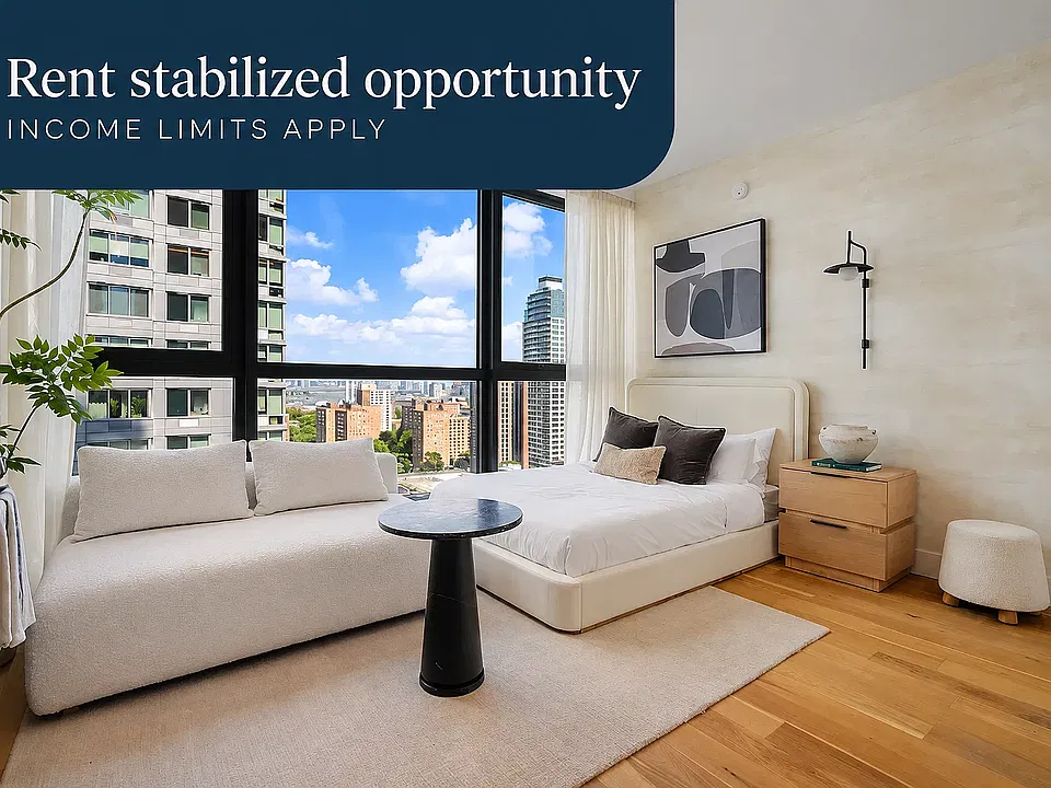 20 Rockwell Pl #301