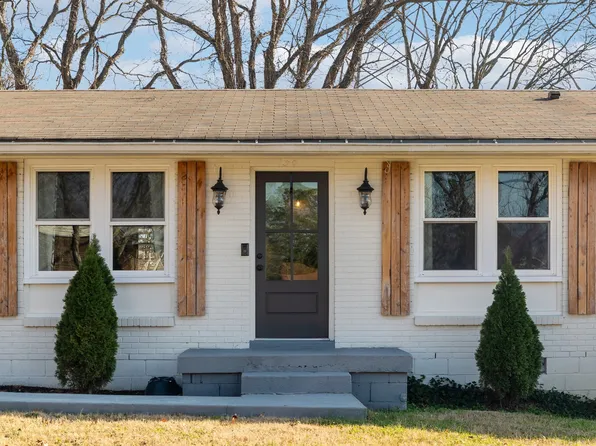 150 Hardaway Dr, Goodlettsville, TN 37072