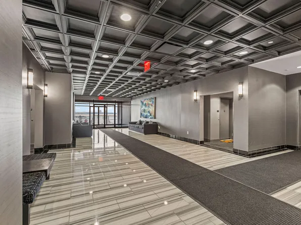 90 Bay Street Landing image 32 of 39