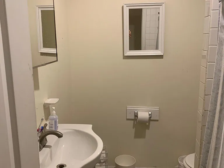 325 Saint Paul St — Photo 12