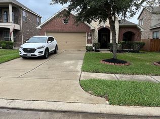 17406 Sandalisle Ln, Richmond, TX 77407