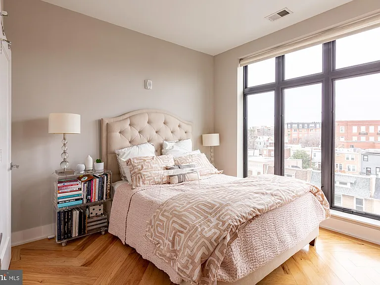 1345 K St SE #407 — Photo 11