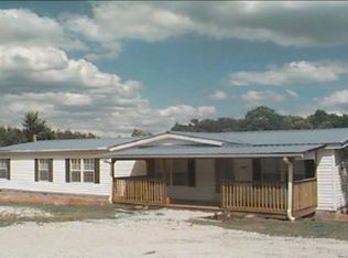 1320 N Fairview Rd, Lavonia, GA 30553