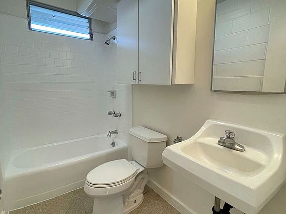 5th image of 1615 Barron Ln #1
