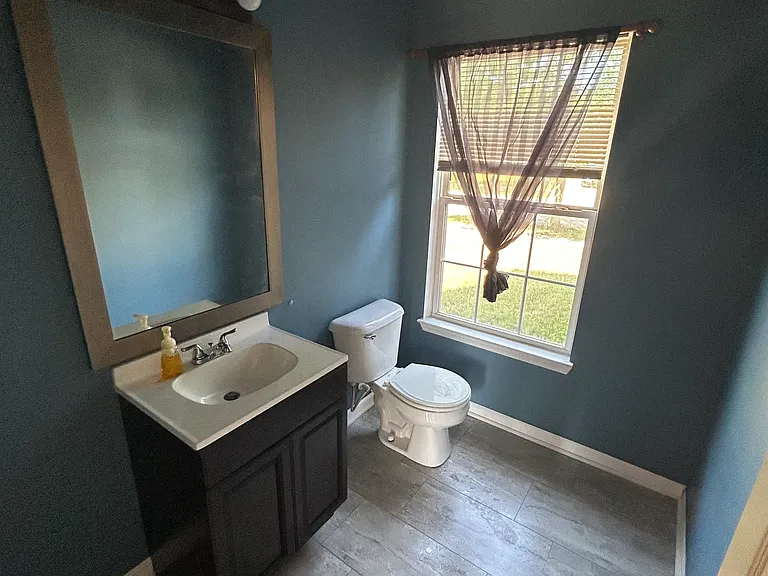 7365 Maplelawn Dr — Photo 14