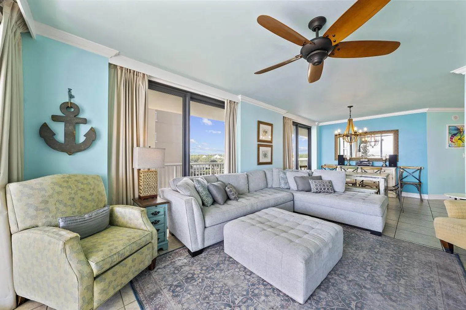 3 bed, 2.0 bath, 1291 sqft, $5,220 — Photo 1