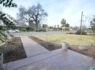 1318 S Mountain St, Visalia, CA 93277