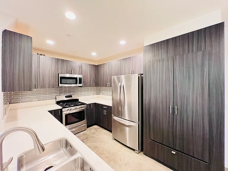 4814 Oakwood Ave #2 — Photo 3