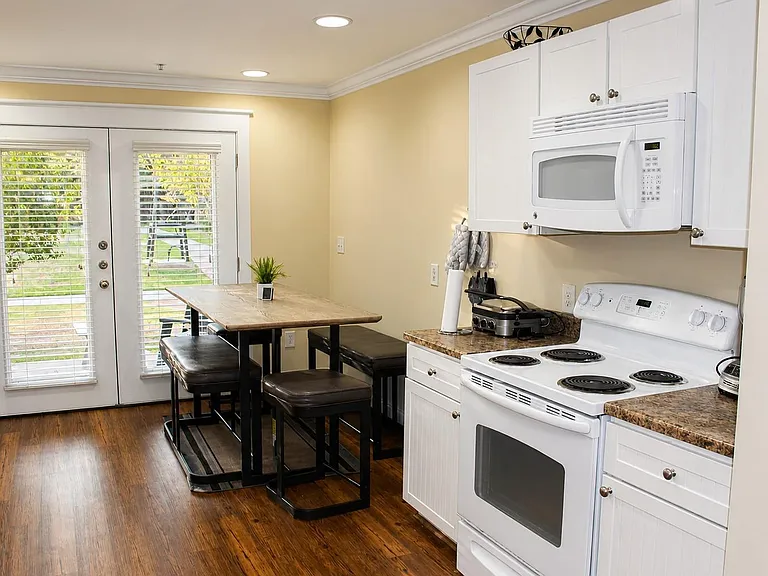 1725 Harvey Mitchell Pkwy S #1517 — Photo 5