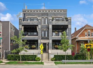 1632 W Diversey Pkwy #3W, Chicago, IL 60614