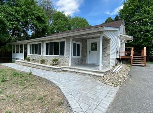 140 Fries Ln #A, Walden, NY 12586