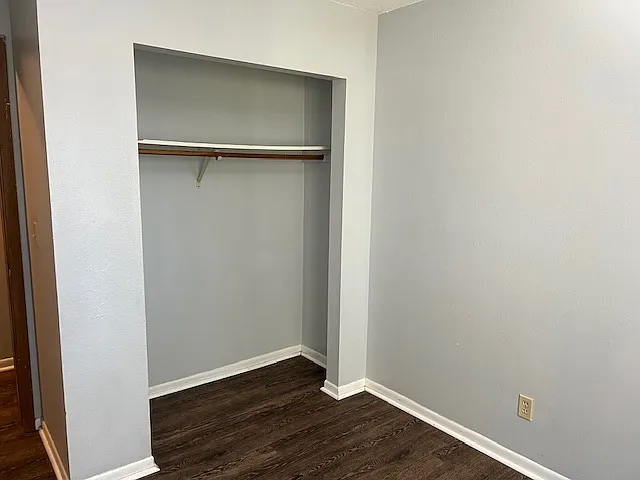 Pinebrook Apartments — Photo 8