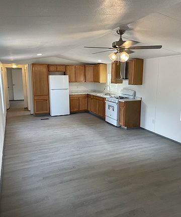 2nd image of 4028 San Ysidro Rd Trailer 14