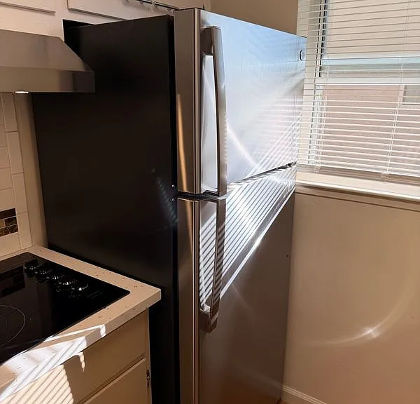 1405 Oak Grove Ave #103 — Photo 10