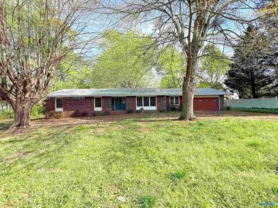 311 4th Ave NE, Arab, AL, 35016