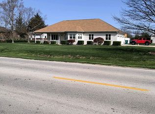 320 Country Club Rd, Mattoon, IL 61938