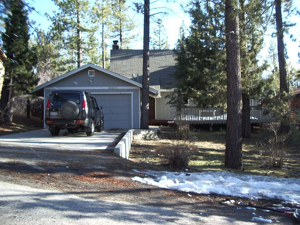 1st image of 42859 Monterey Dr