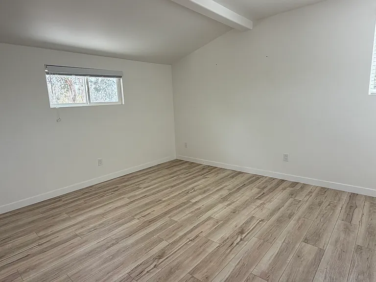 495 Beavercreek Ln #A — Photo 5