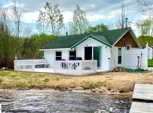 11085 E 44th Rd, Cadillac, MI 49601